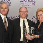 CBS News 60 Minutes correspondent Scott Pelley (left), Bill Gahl (middle) and Chair of the Board of Trustees of the AMA Ardis Dee Hoven. Photo Courtesy of Ted Grudzinski/AMA